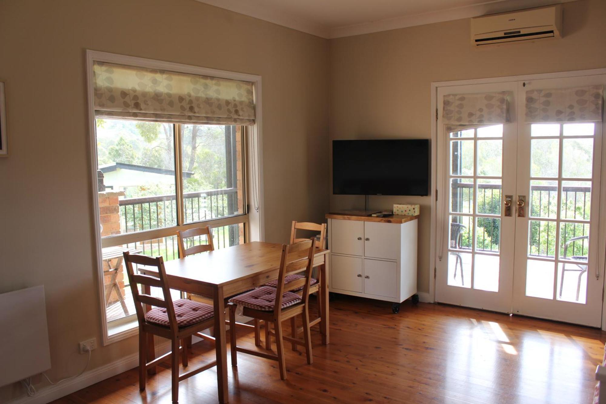 บริน แกลส บีแอนด์บี Villa โมรูยา ภายนอก รูปภาพ