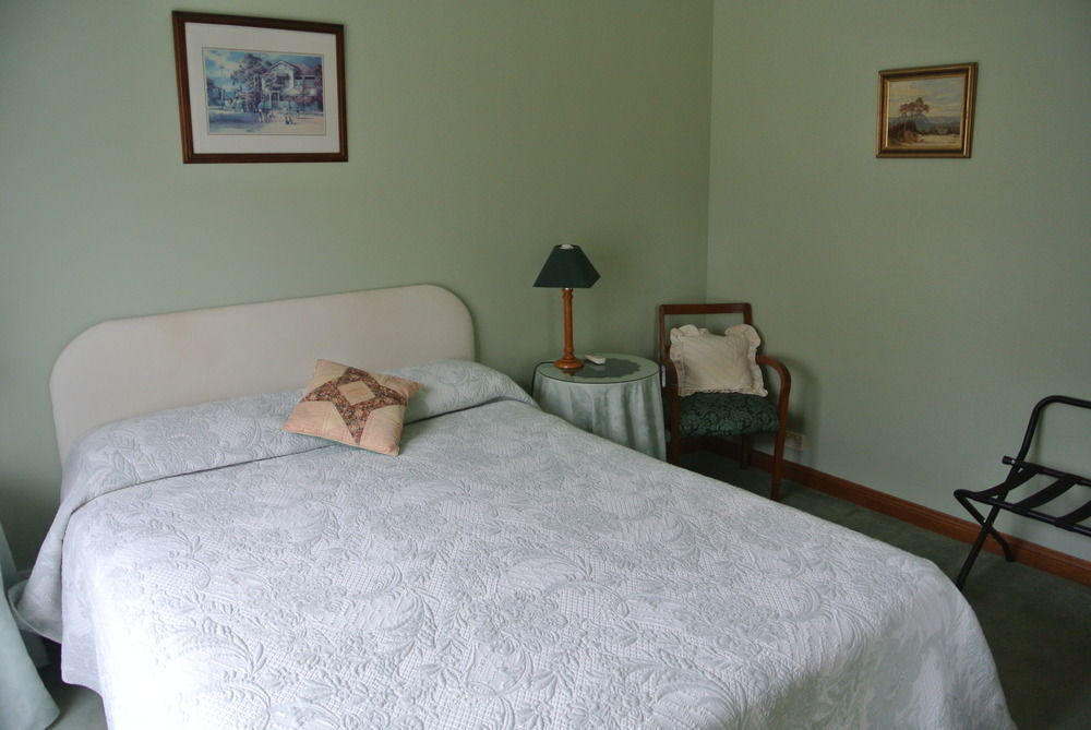 บริน แกลส บีแอนด์บี Villa โมรูยา ภายนอก รูปภาพ