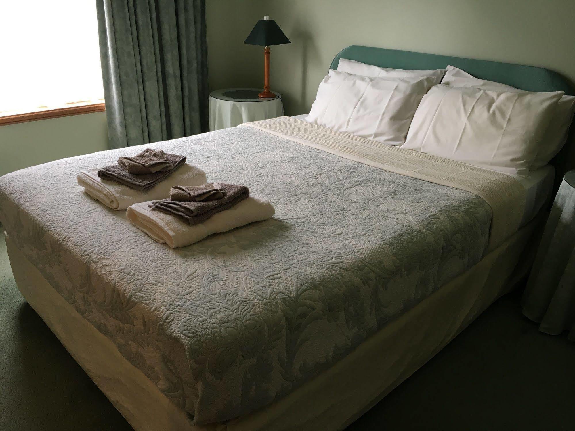 บริน แกลส บีแอนด์บี Villa โมรูยา ภายนอก รูปภาพ