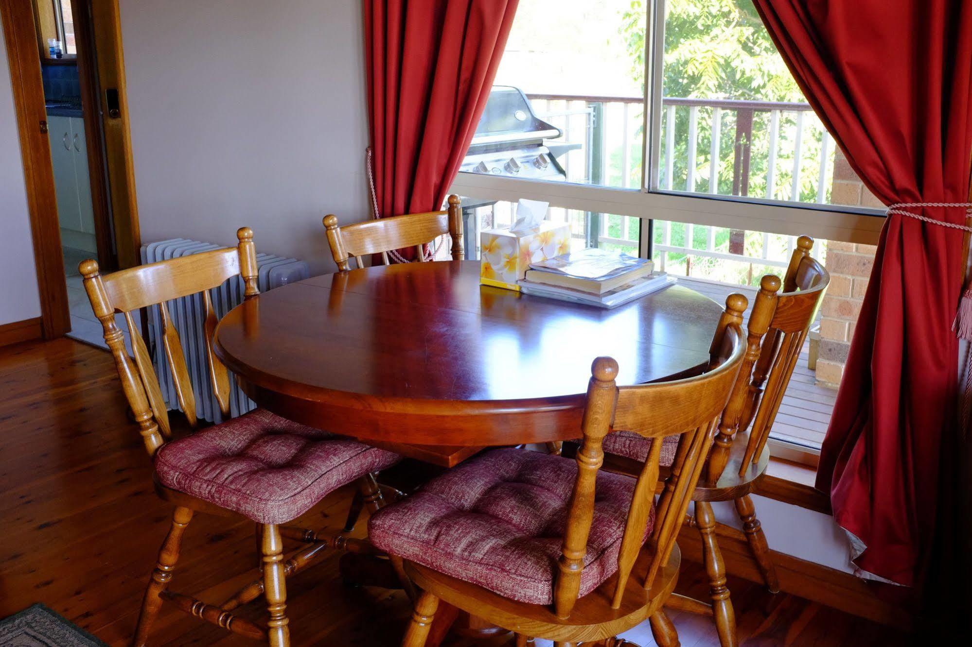 บริน แกลส บีแอนด์บี Villa โมรูยา ภายนอก รูปภาพ