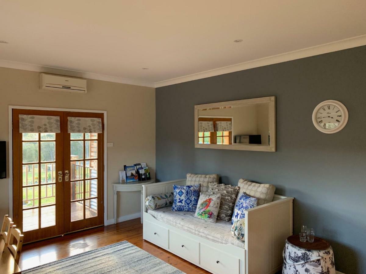 บริน แกลส บีแอนด์บี Villa โมรูยา ภายนอก รูปภาพ